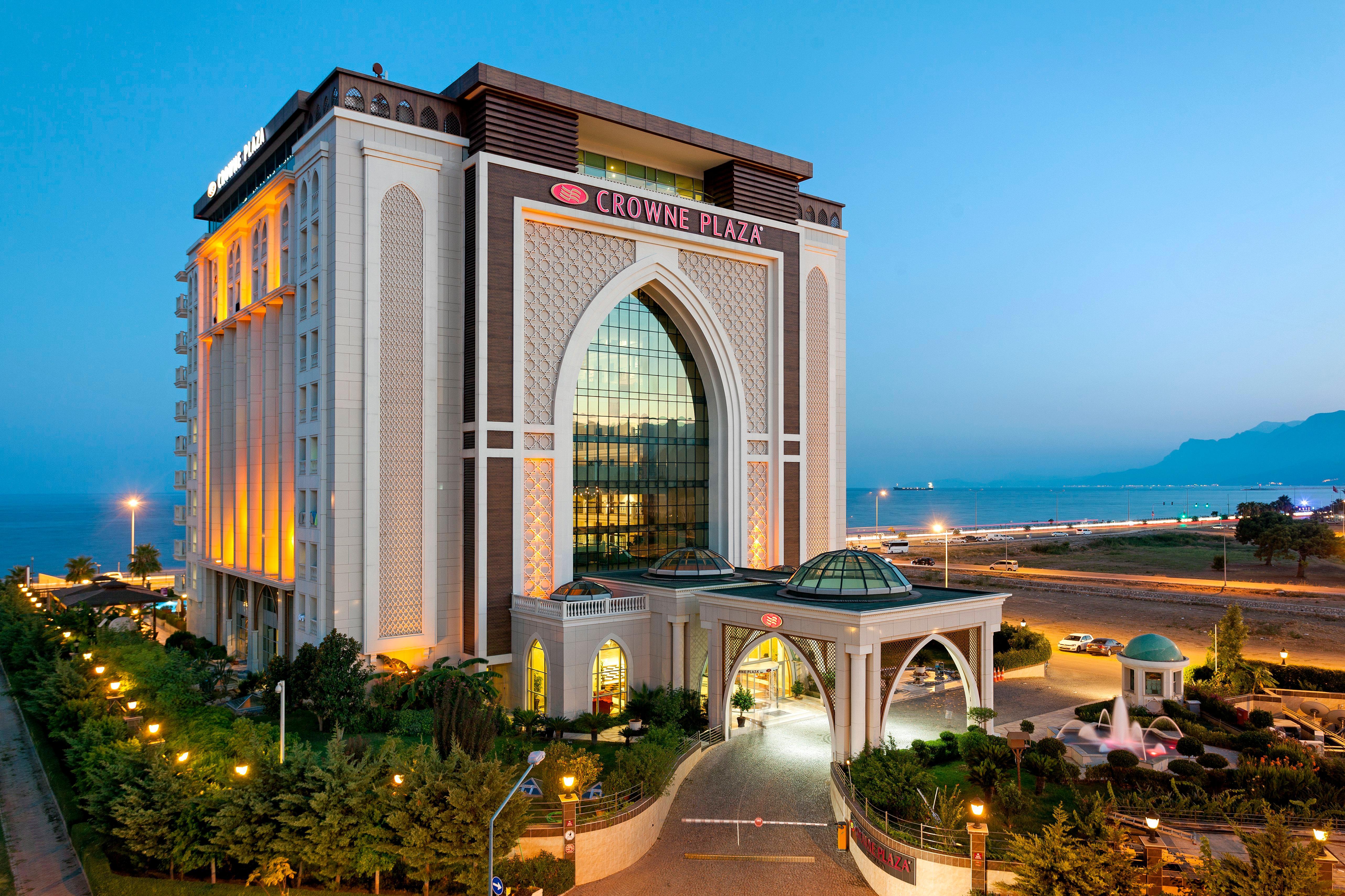 Crowne Plaza Antalya, An Ihg 5*